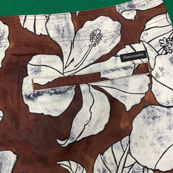 Men’s Abercrombie & Fitch swim shorts. Size 34 - Picture 3 of 10